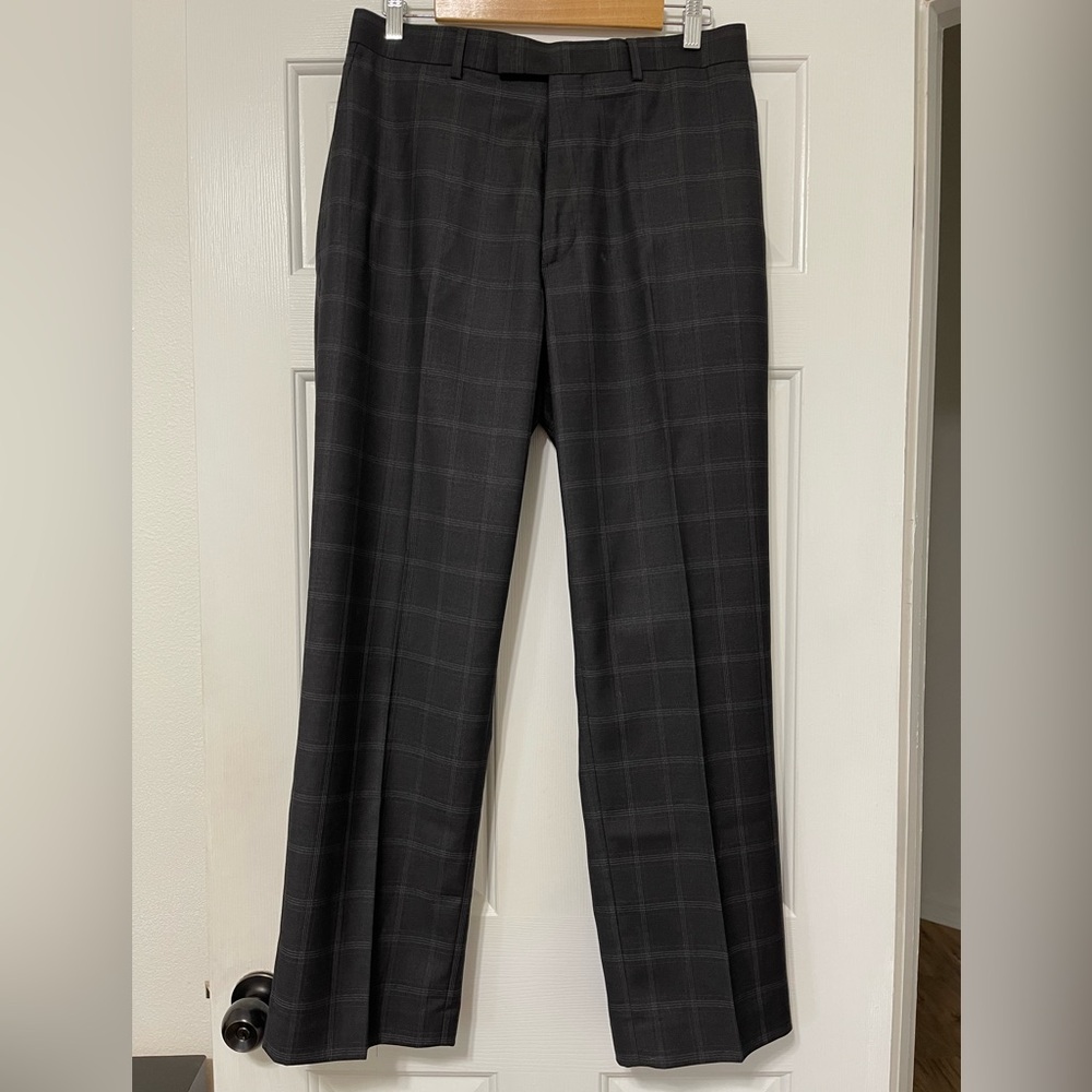 PERRY ELLIS PORTFOLIO Dark Gray Plaid Dress Pants 32L 30w